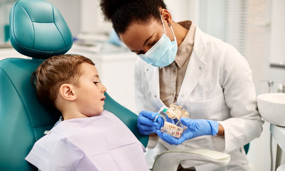 How to Address Common Dental Issues in Frequent Travelers?